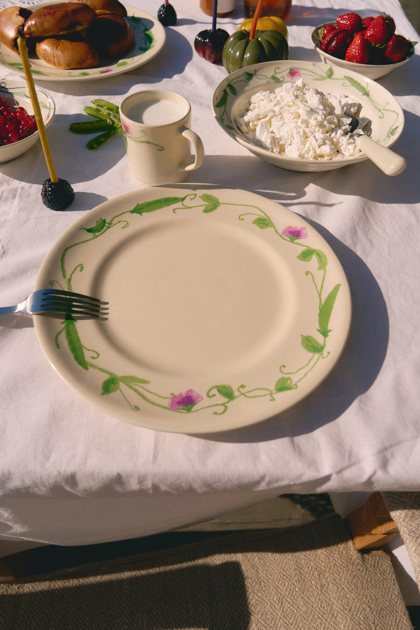 PLATE GARDEN 28 - IVORY